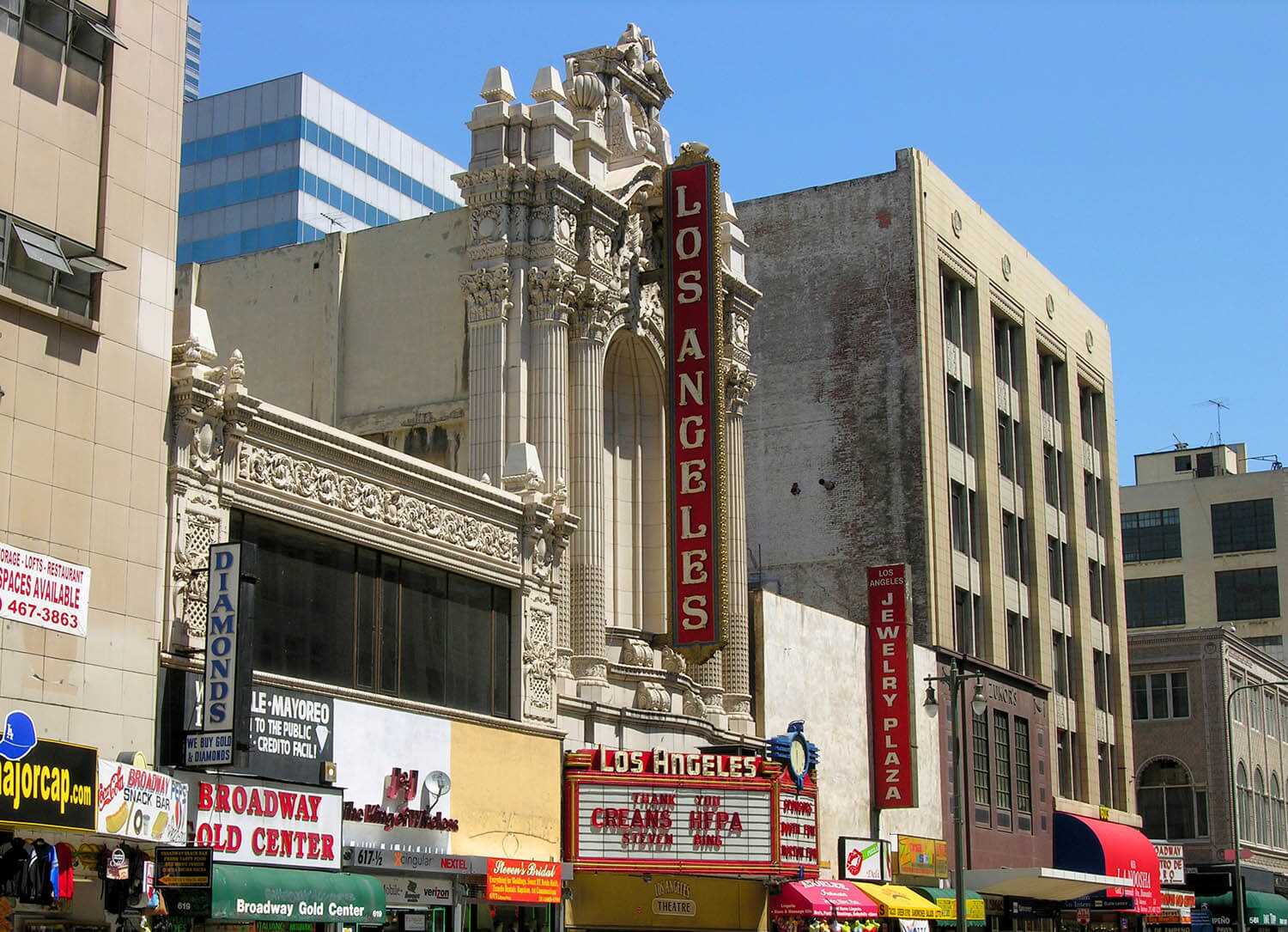 004-latheatre_plus